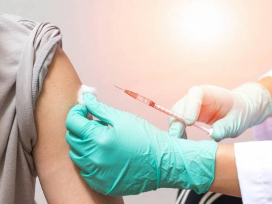 EUA vai exigir vacina conta a Covid para viajantes essenciais em janeiro